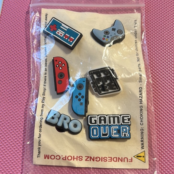 CROC GAMER CHARMS - Picture 2 of 3